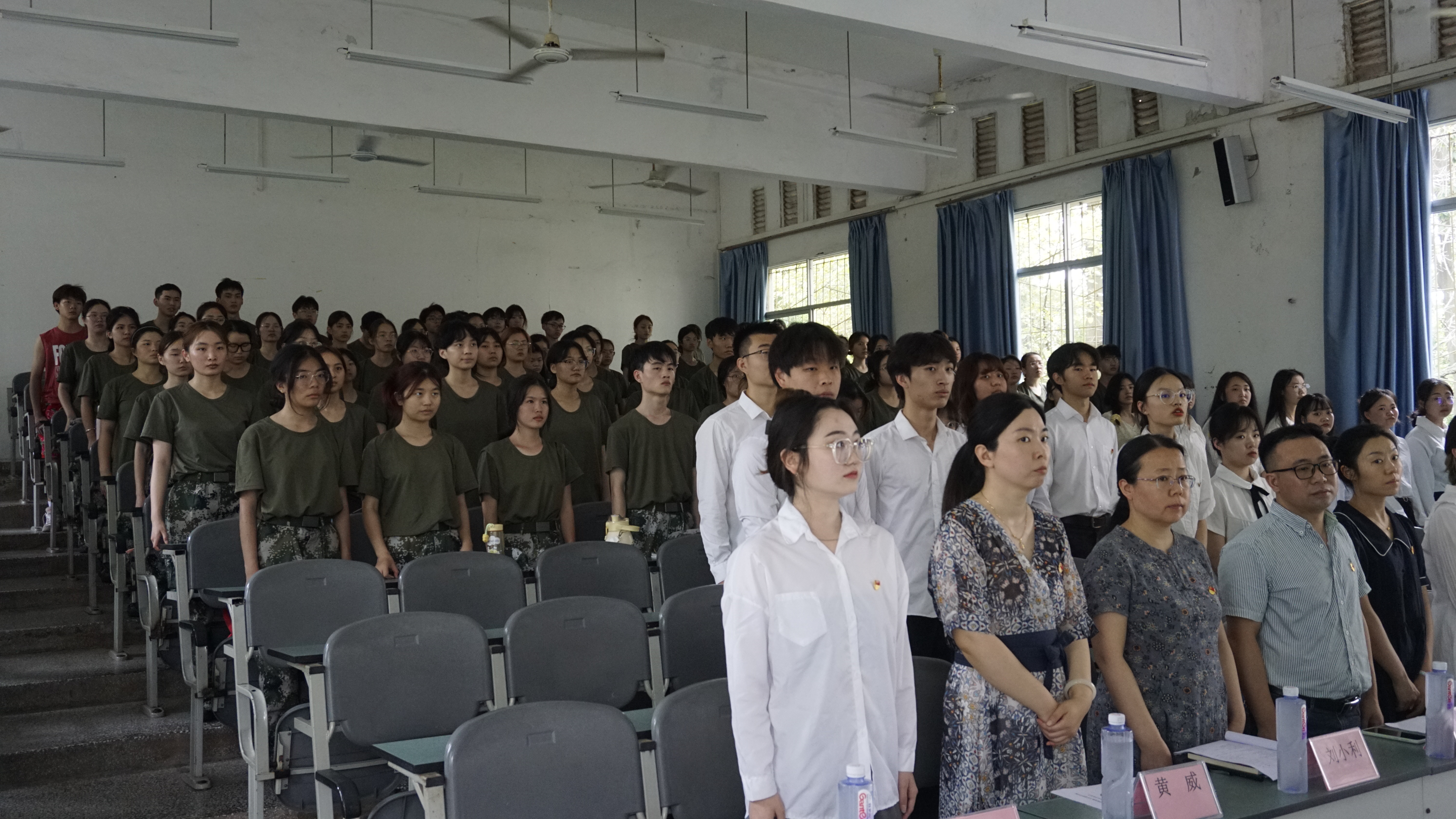 ZzKr_1688204931453090445.jpg