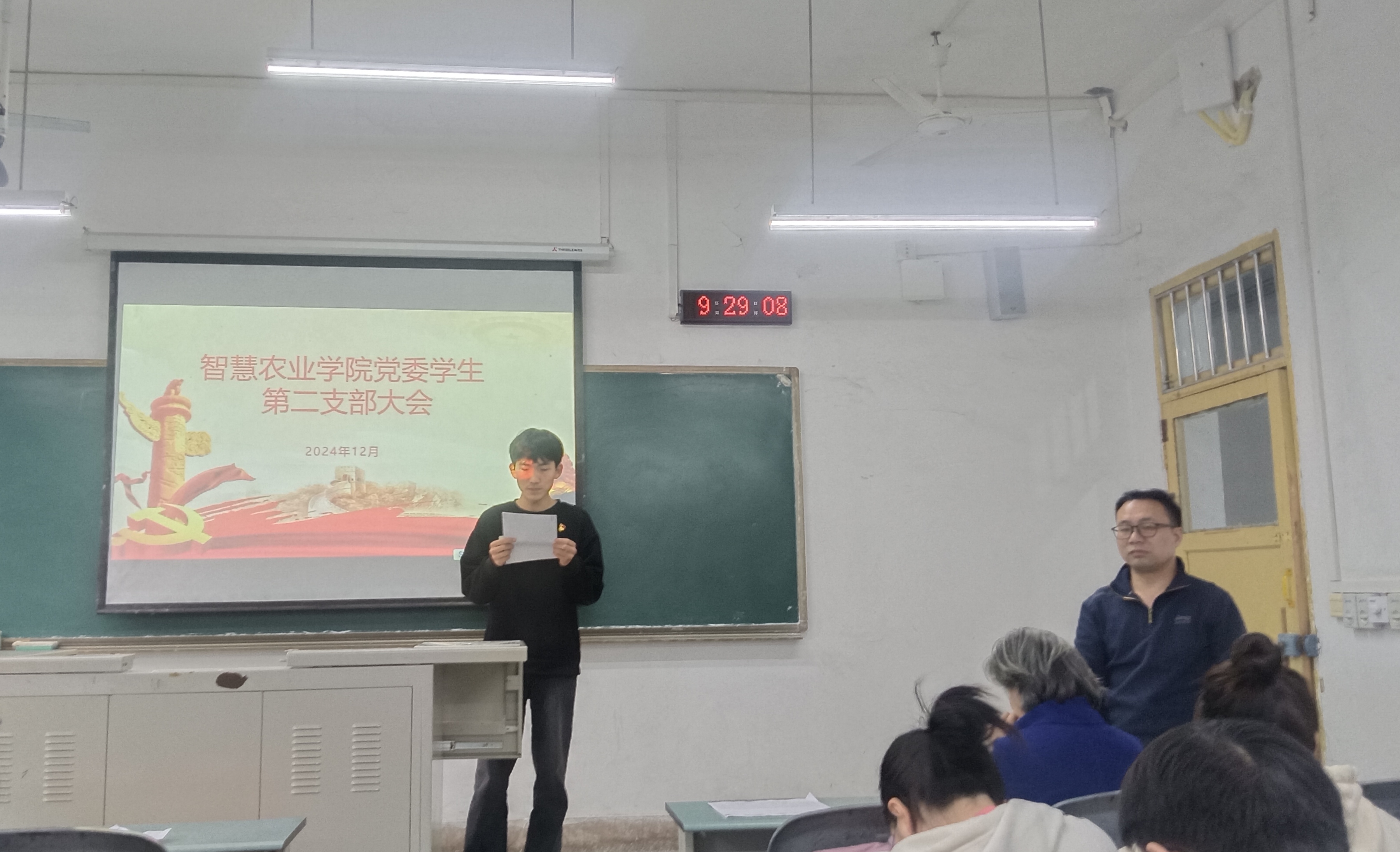zHWf_1731921072109047883.jpg