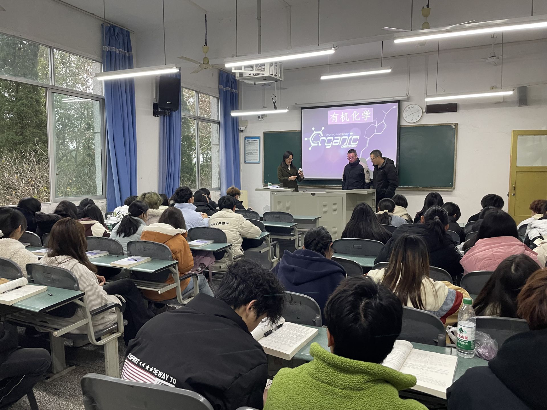idmS_1740472491793097625.jpg