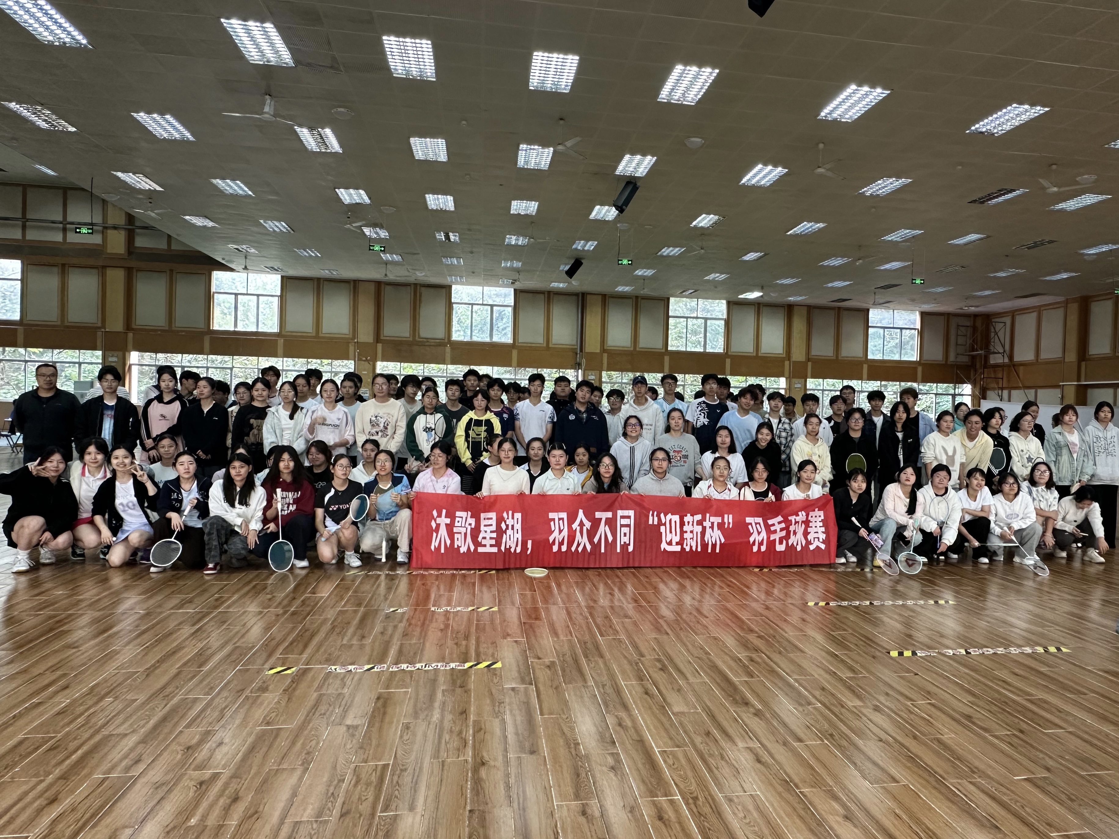 MJvX_1761643594206025225.jpg
