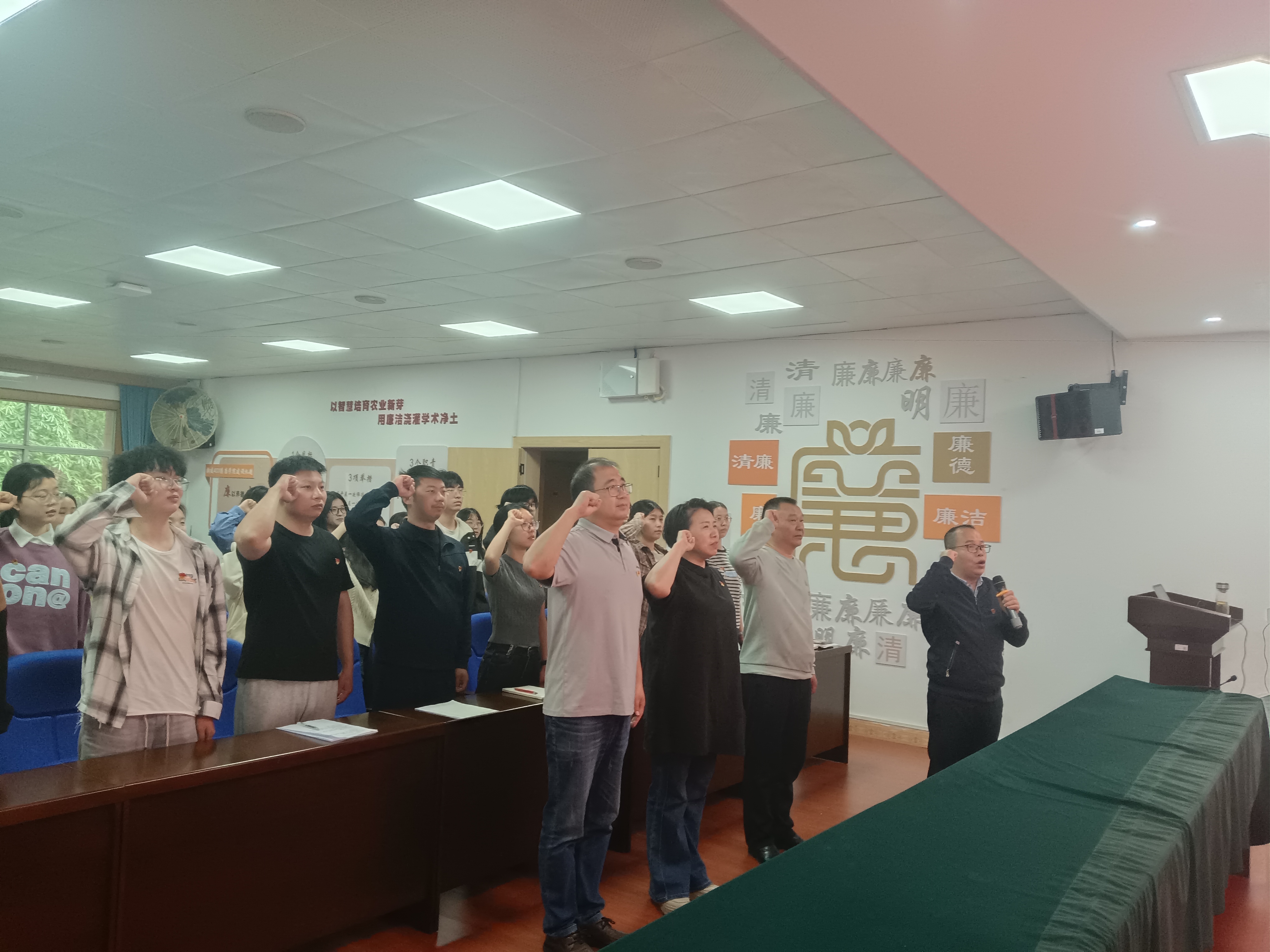 jWzi_1778386392291029031.jpg
